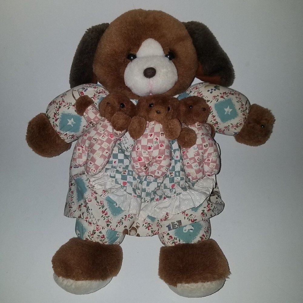 VTG Dan Dee Dog Mom + 3 Puppy Babies Plush Stuffed Animal Toy (no sound)